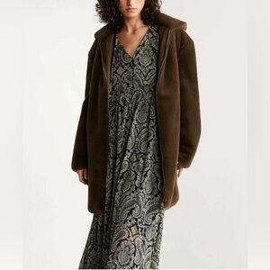 Mango Oversized Faux Fur Coat with Hood Size‎ Large Deep Brown